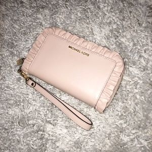 Jet Set Ruffled Leather Smartphone Wristlet